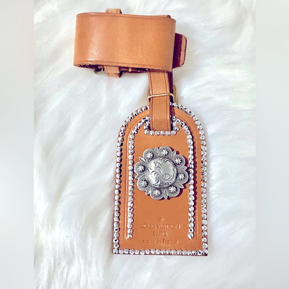 Louis Vuitton Luggage Travel Tag Embellished with crystals and silver Concho